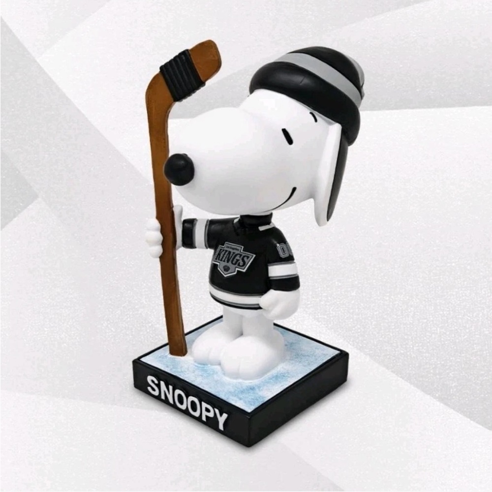 LA Kings X Peanuts Snoopy Bobblehead